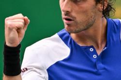 雷速体育下载-法网险胜ATP总决赛，西西帕斯扛起全队