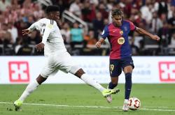 雷速体育比分官网直播-皇马碾压那不勒斯，楚阿梅尼惊艳四座