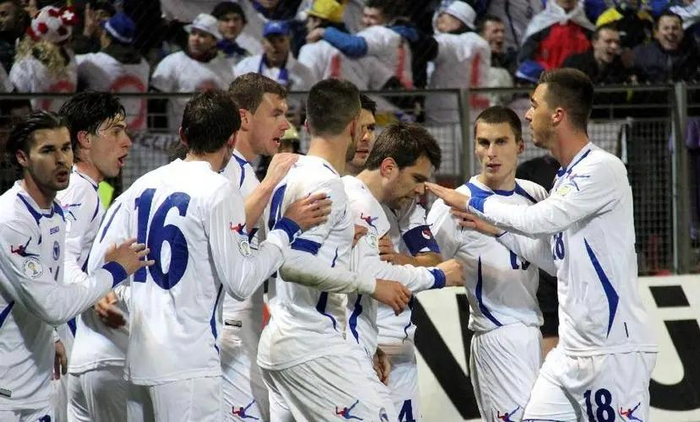 波黑大胜希腊,晋级欧盟预选晋级半决赛的简单介绍 波黑大胜希腊,晋级欧盟预选晋级半决赛的简单介绍