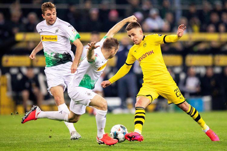 斯图加特主场击败纽伦堡,豪取积分 斯图加特主场击败纽伦堡,豪取积分