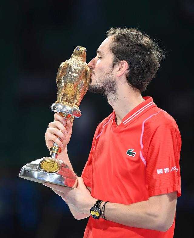 美网逆转ATP总决赛，梅德韦杰夫惊艳四座